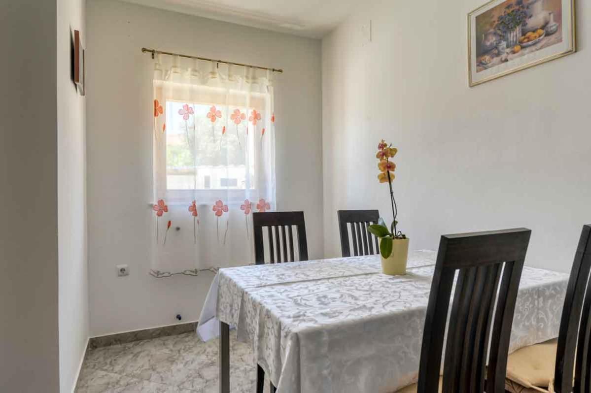 House Melly With Swimming Pool Vila Rovinjsko Selo Exterior foto